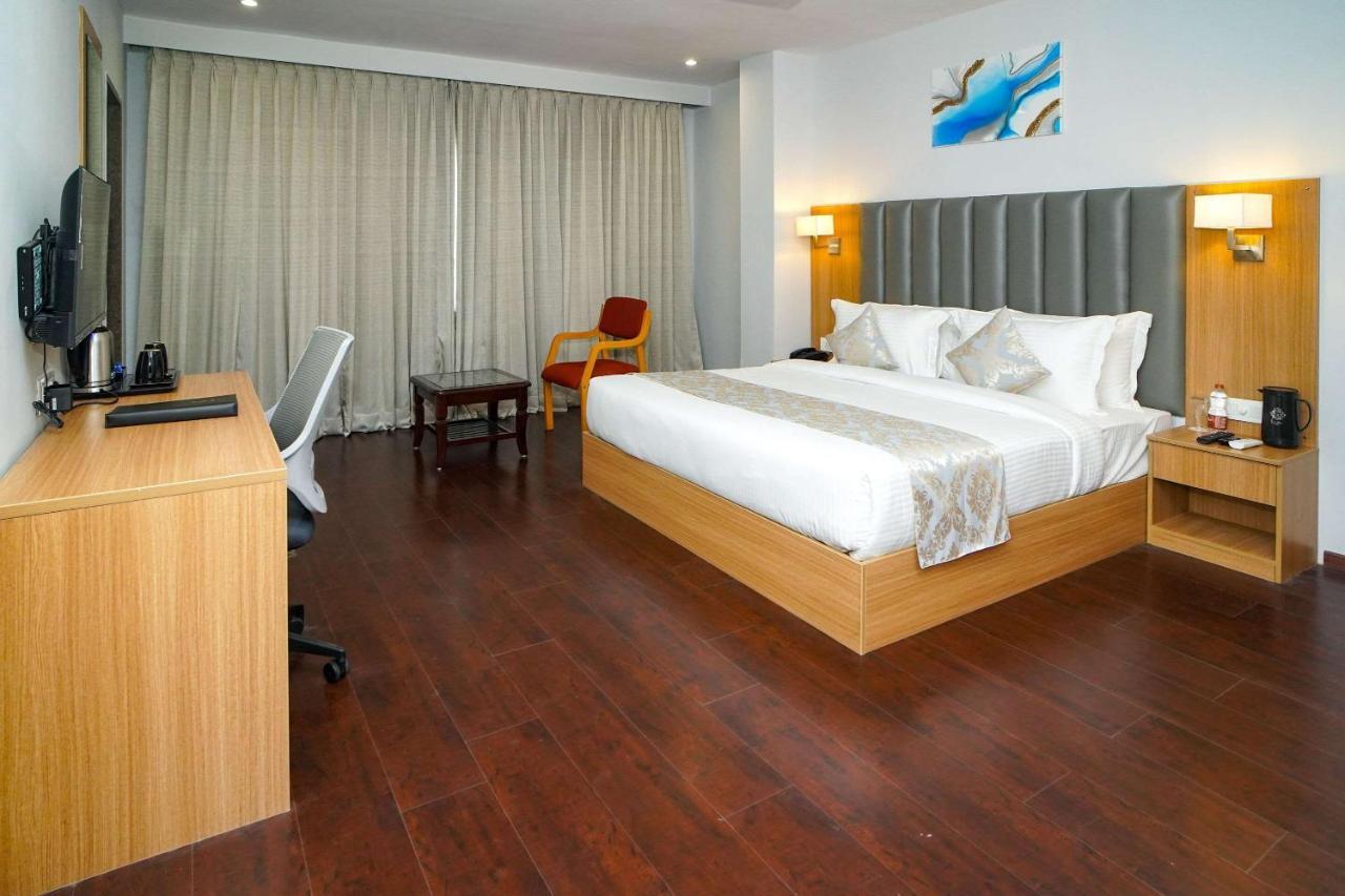 Comfort Inn Udajpur Zewnętrze zdjęcie