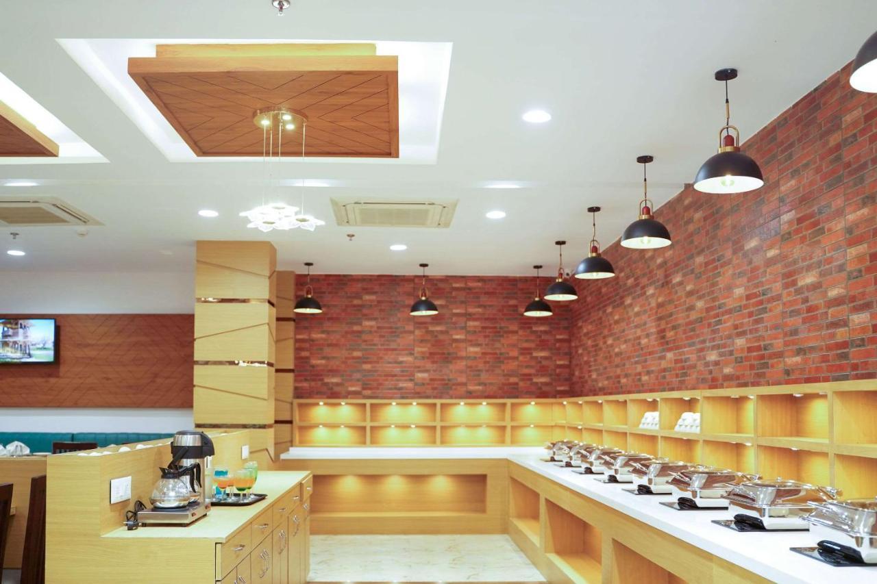 Comfort Inn Udajpur Zewnętrze zdjęcie